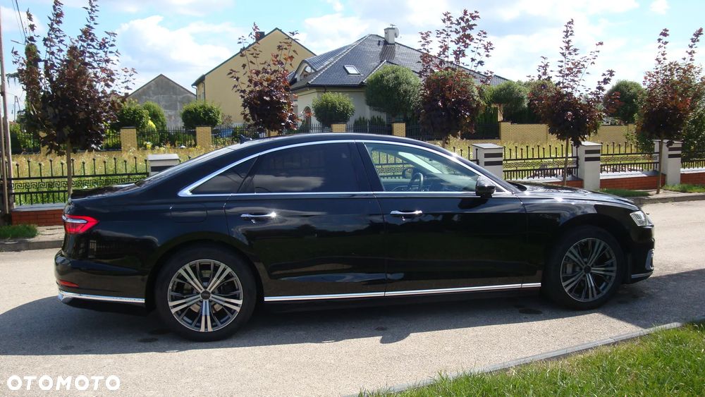 Audi A8 - 12