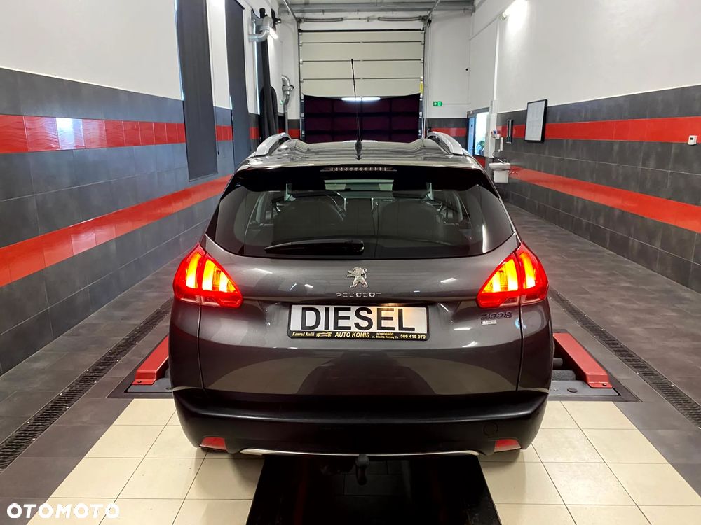 Peugeot 2008 1.6 e-HDi Allure S&S - 12