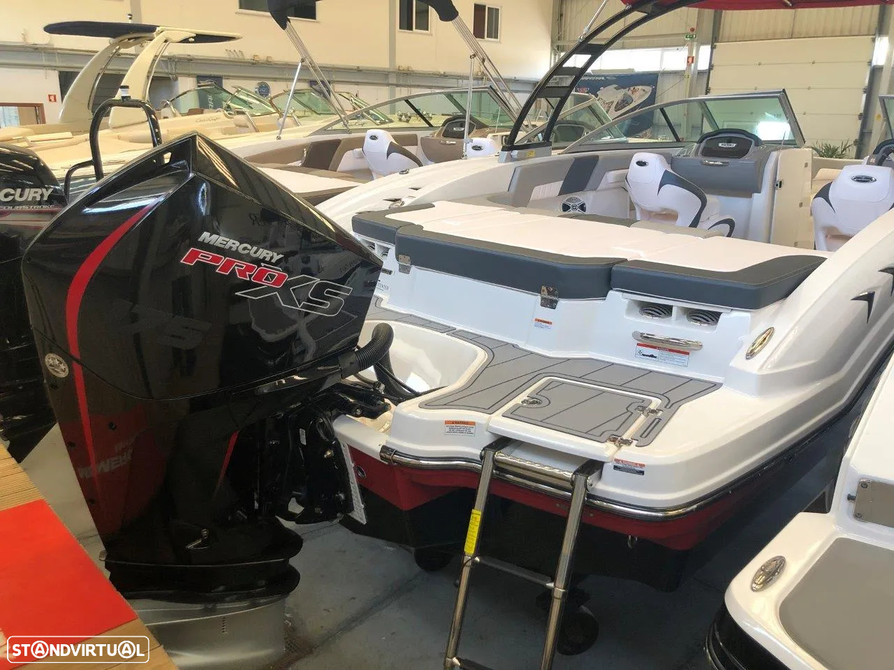 Chaparral 23 SSI OB - 4
