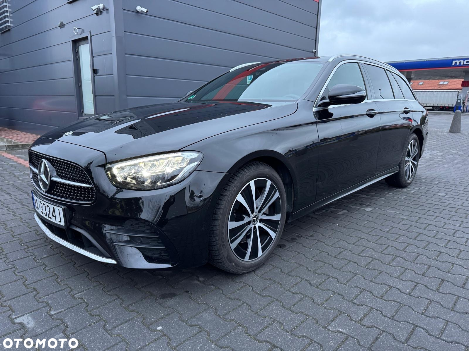 Mercedes-Benz Klasa E 200 4-Matic AMG/Avantgarde - 2