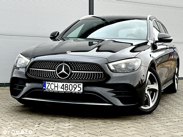Mercedes-Benz Klasa E 220 d T 9G-TRONIC AMG Line