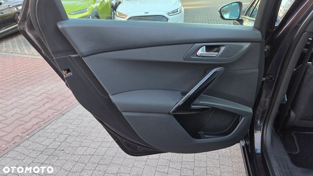 Peugeot 508 HDi FAP 140 Active - 27