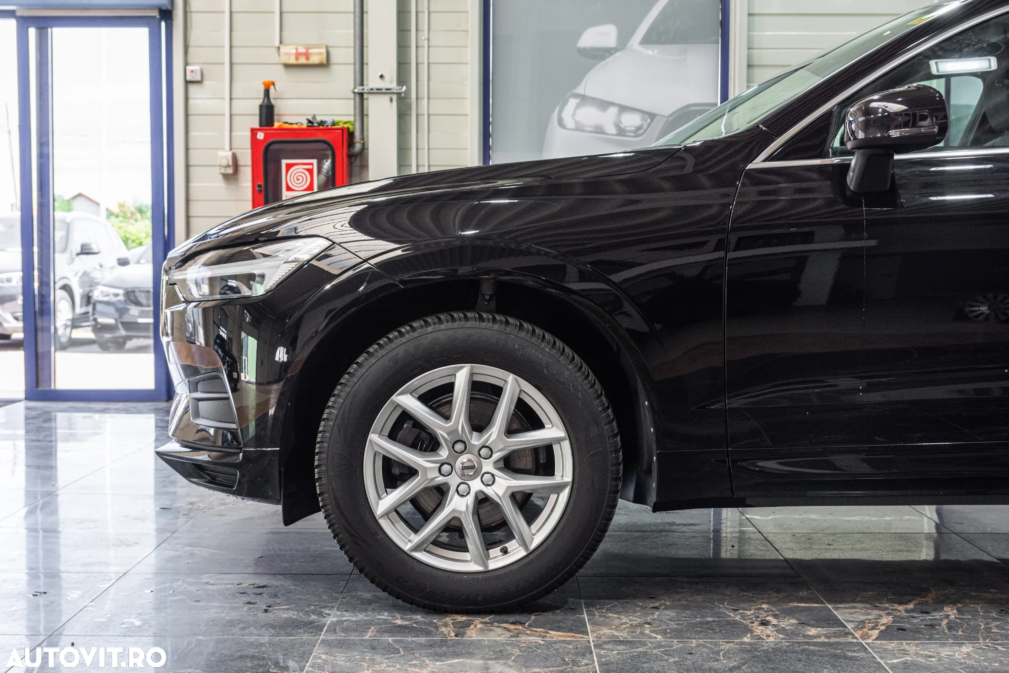 Volvo XC 60 D4 Geartronic Momentum Pro - 13