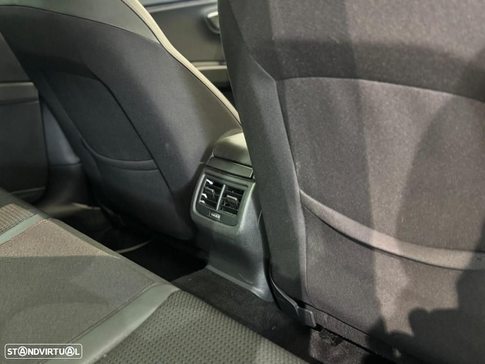 SEAT Leon ST 2.0 TDI DPF DSG FR - 26