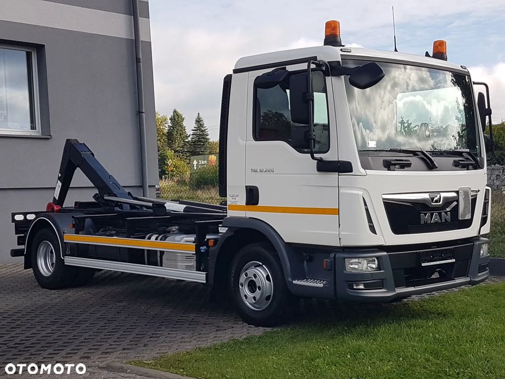 MAN TGL 12.220 HAKOWIEC 4x2 KLIMA - 5