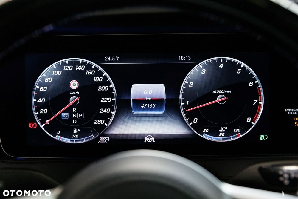 Mercedes-Benz Klasa S 560 4-Matic L 9G-TRONIC - 40