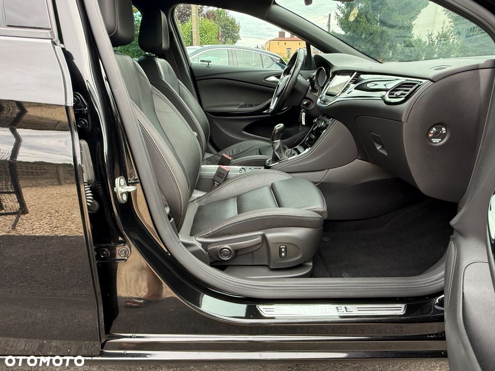 Opel Astra 1.4 Turbo Innovation - 21