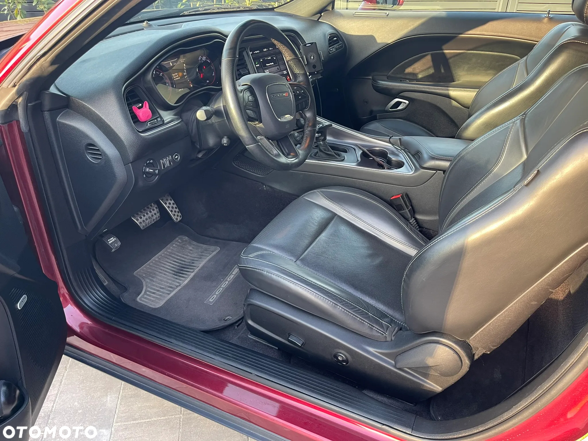 Dodge Challenger Automatik R/T Plus - 12