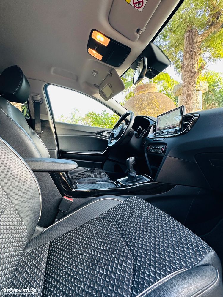 Kia XCeed 1.0 T-GDi Tech - 31