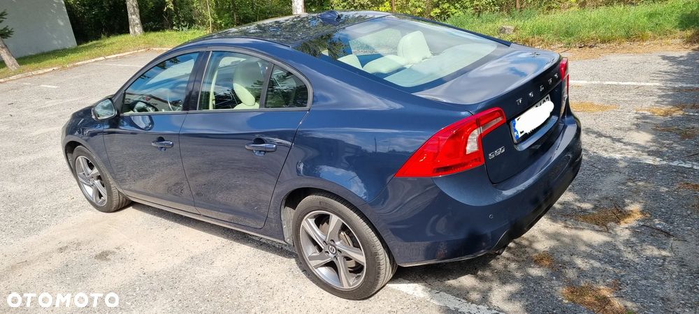 Volvo S60 D3 Summum - 4