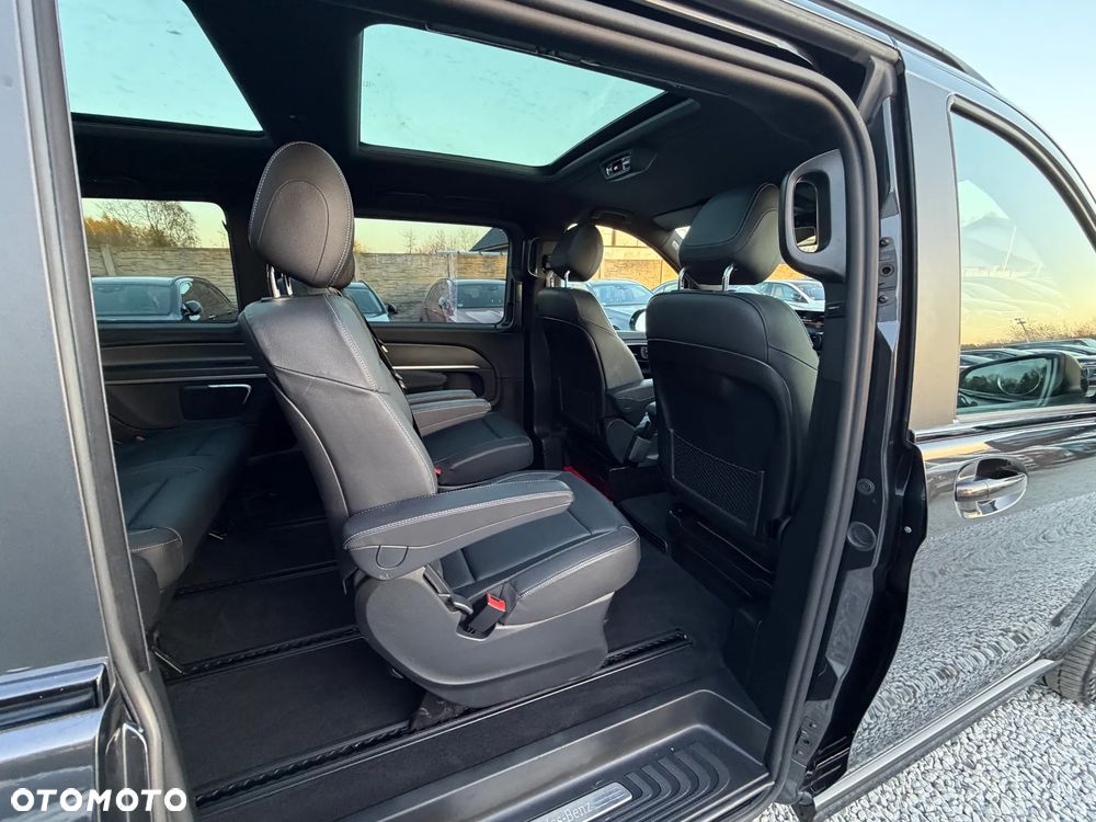 Mercedes-Benz Klasa V 300 d lang 9G-TRONIC Avantgarde - 37