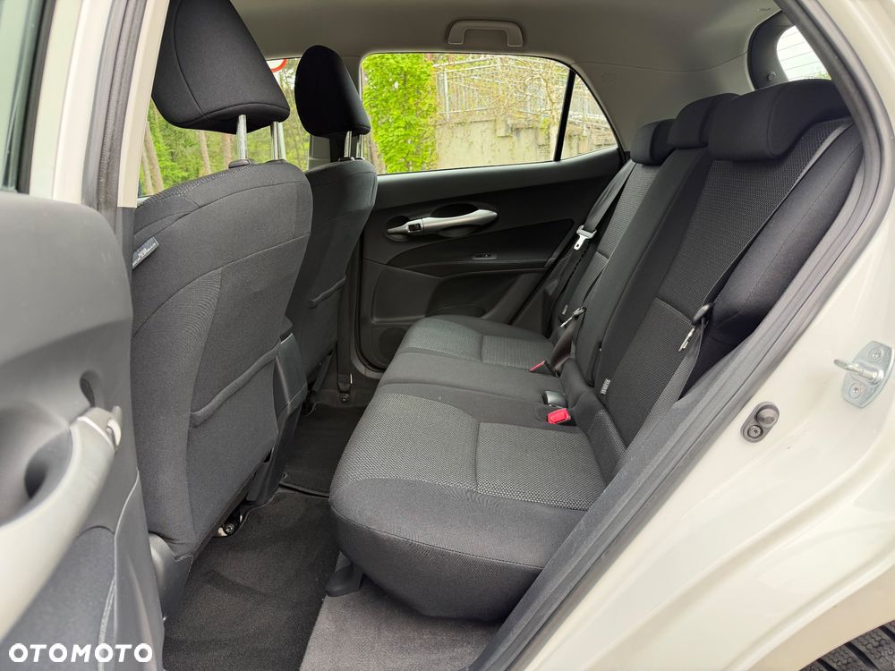 Toyota Auris 1.8 HSD Luna - 30