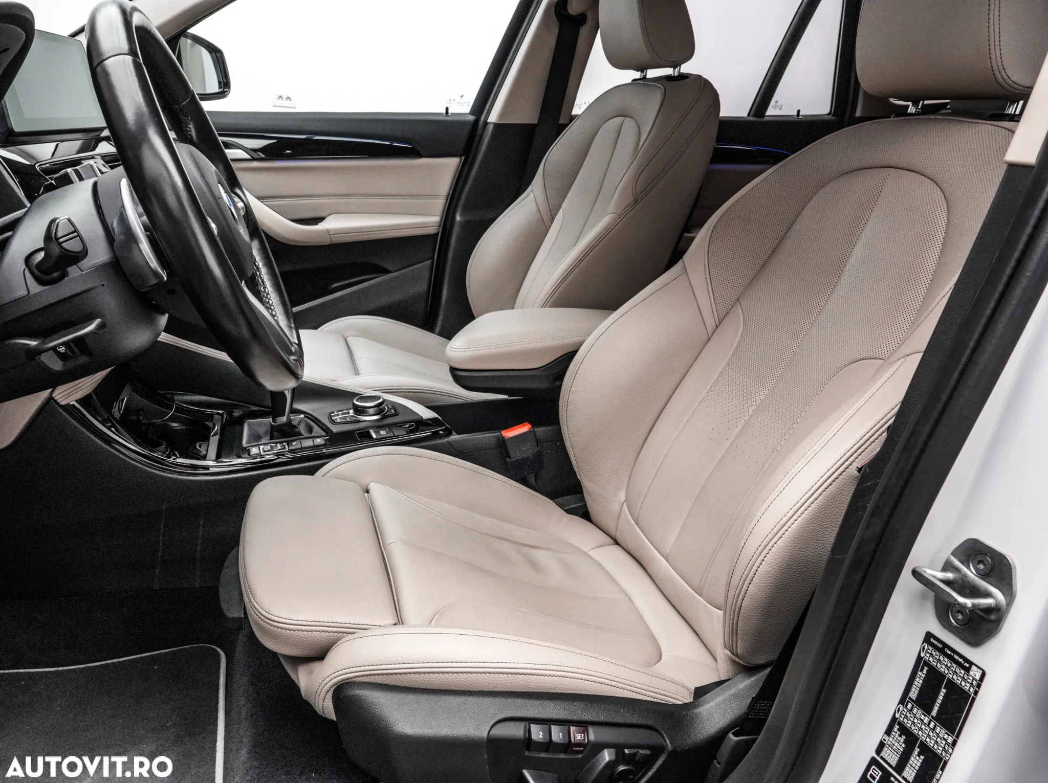 BMW X1 xDrive25d AT - 13