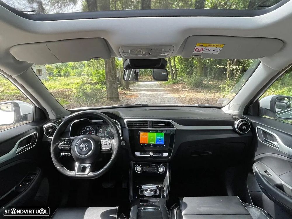 MG ZS Maximal Luxury - 13