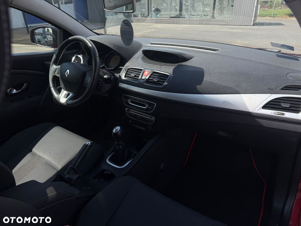 Renault Megane - 11
