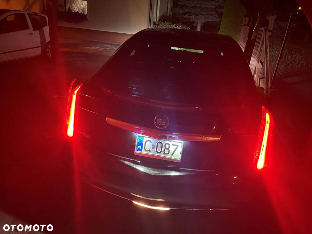Cadillac XTS - 8