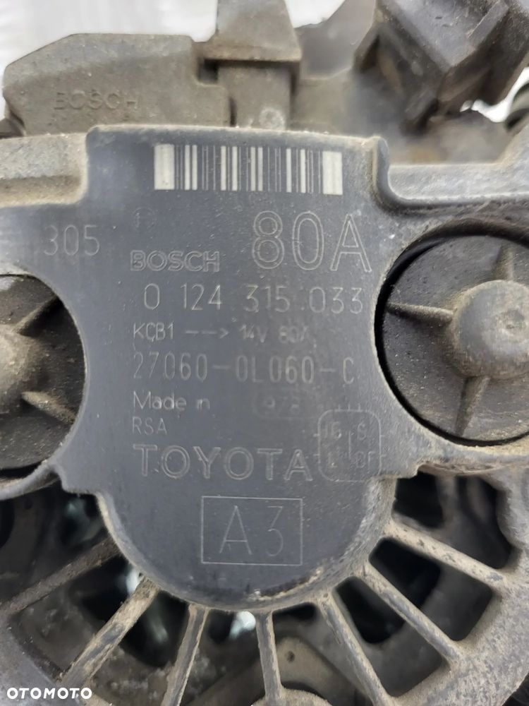 Toyota Hilux VII 3.0 D4D Alternator - 3