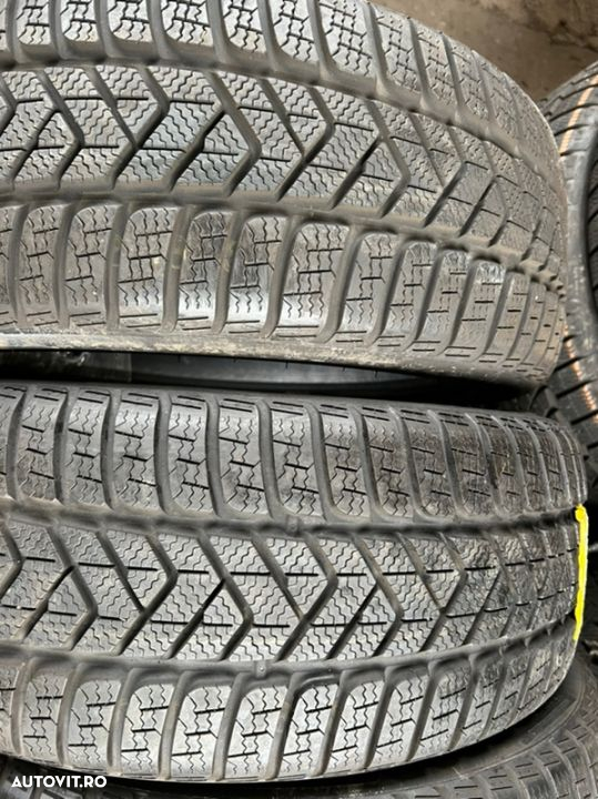 vând 4 anvelope 235/45/19 Pirelli de iarnă ca noi - 2