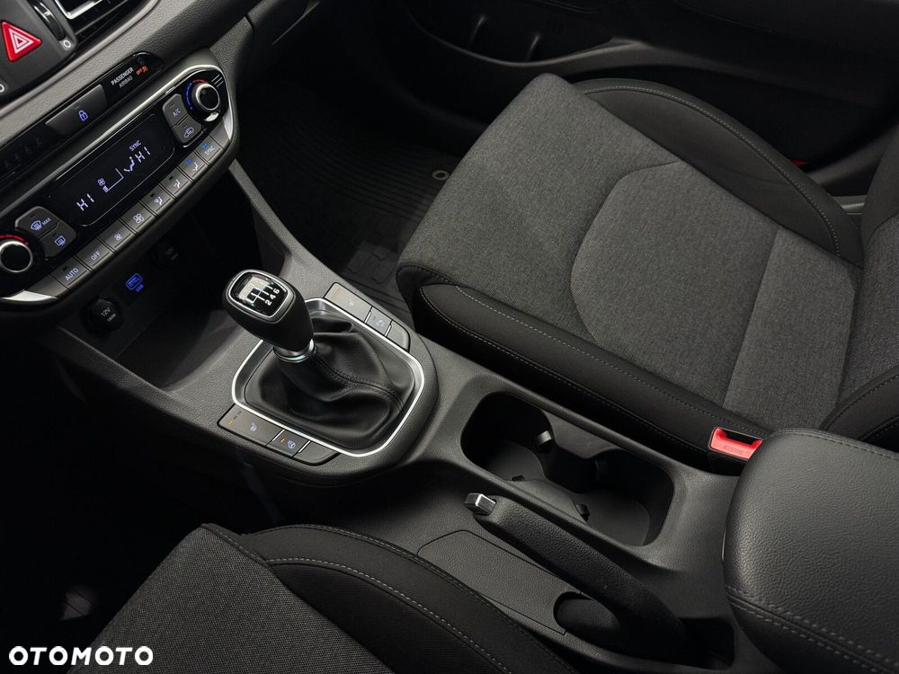 Hyundai i30 1.0 T-GDI Smart - 25