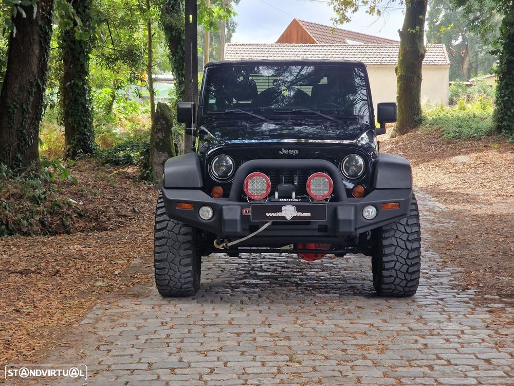Jeep Wrangler - 43