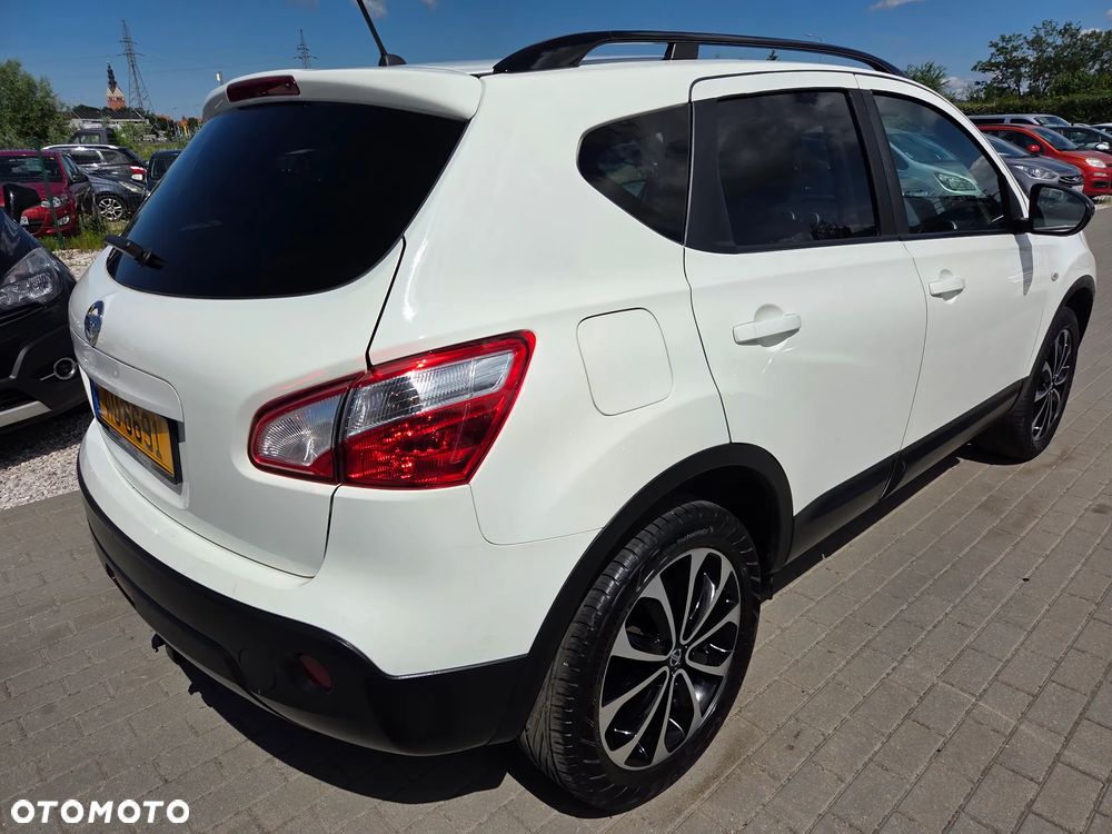 Nissan Qashqai 1.6 360 - 5