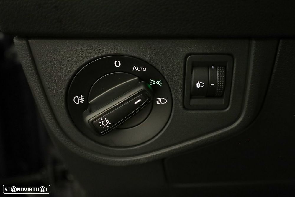 VW Taigo 1.0 TSI Urban - 18