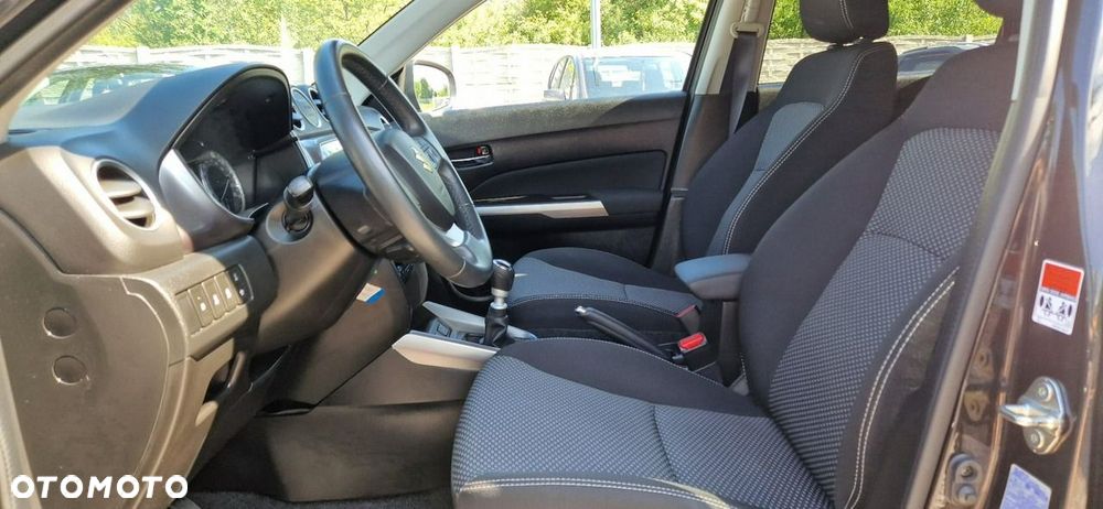 Suzuki Vitara - 17