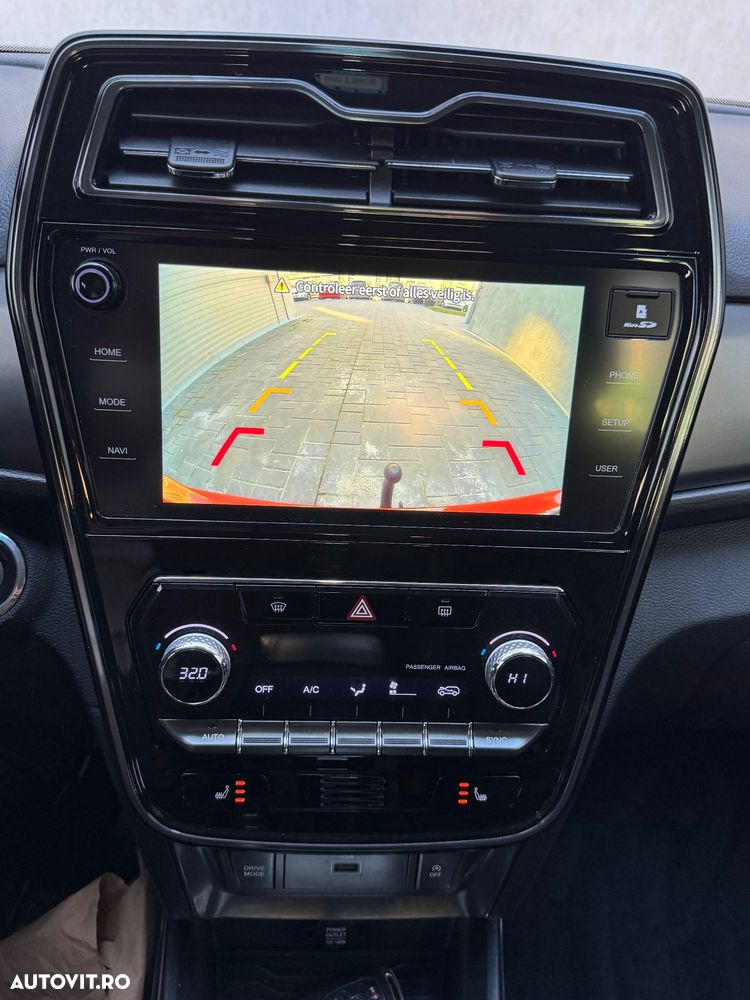 SsangYong Tivoli - 22