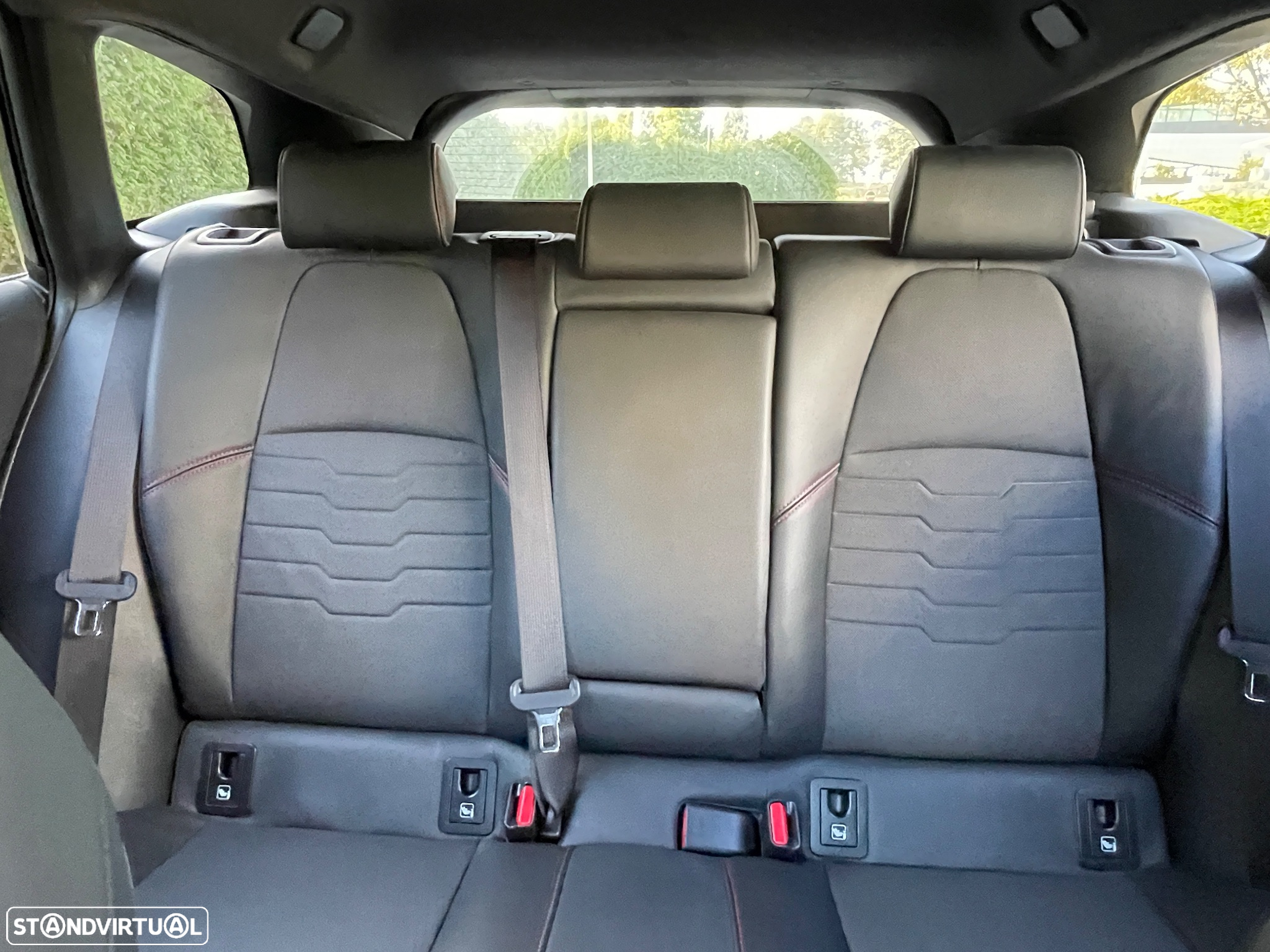 Toyota Corolla Touring Sports 1.8 Hybrid Exclusive - 20