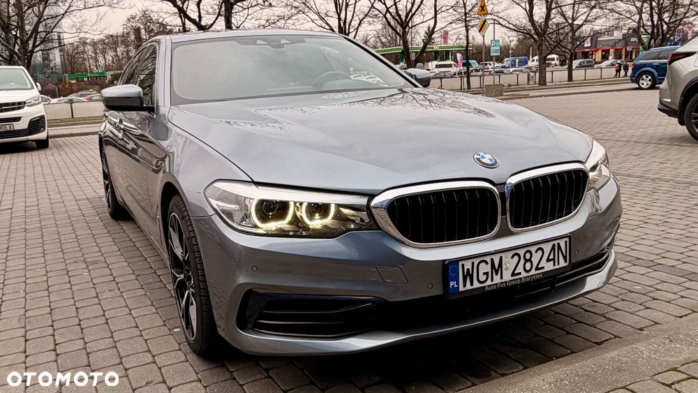 BMW Seria 5 530i xDrive Sport Line sport - 8