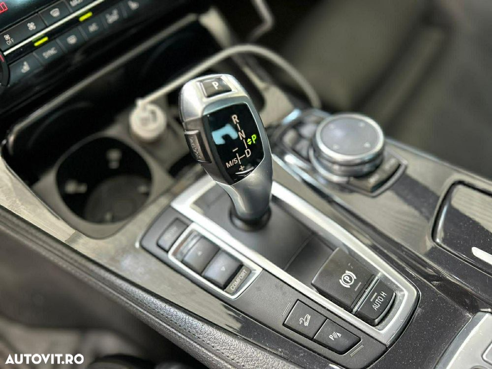 BMW Seria 5 530d xDrive Sport-Aut. Modern Line - 16