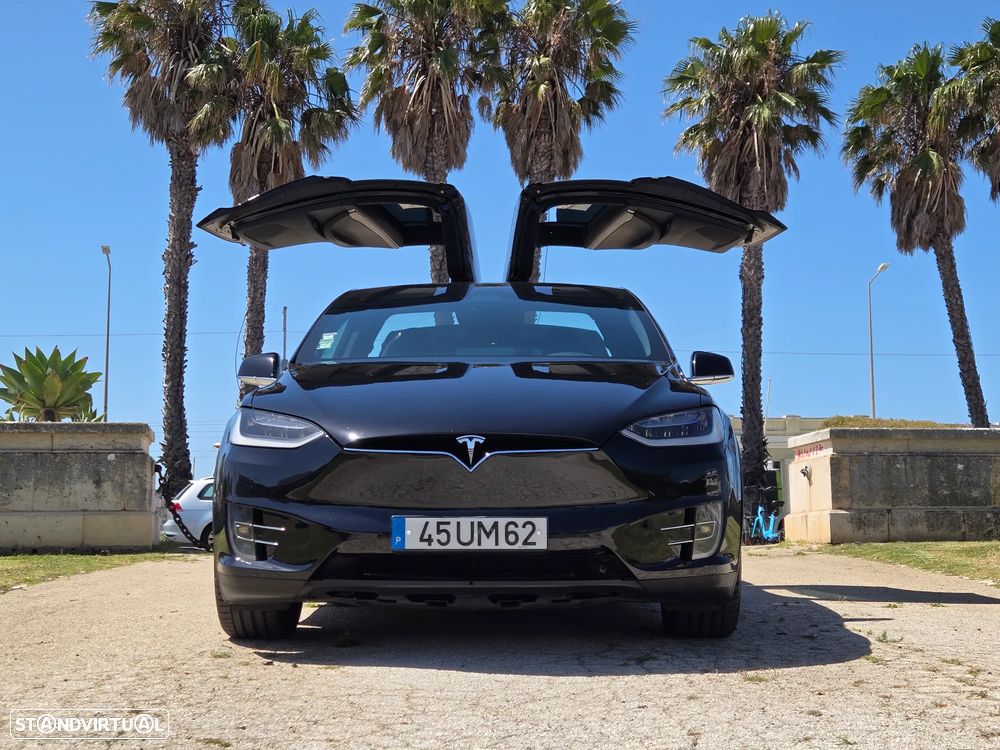 Tesla Model X 100D - 9