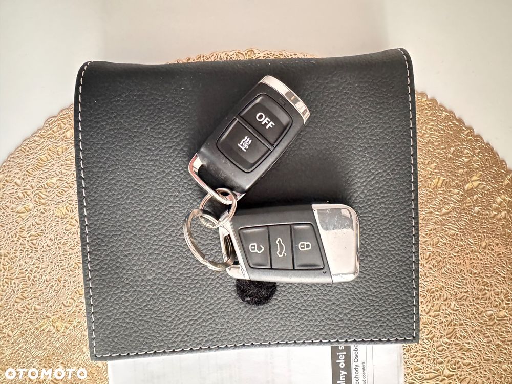 Volkswagen Arteon Shooting Brake 2.0 TDI SCR DSG R-Line - 12