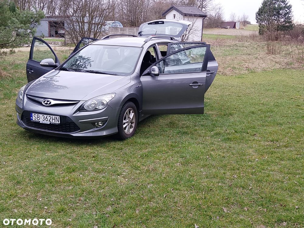 Hyundai i30 1.4 Classic + - 4