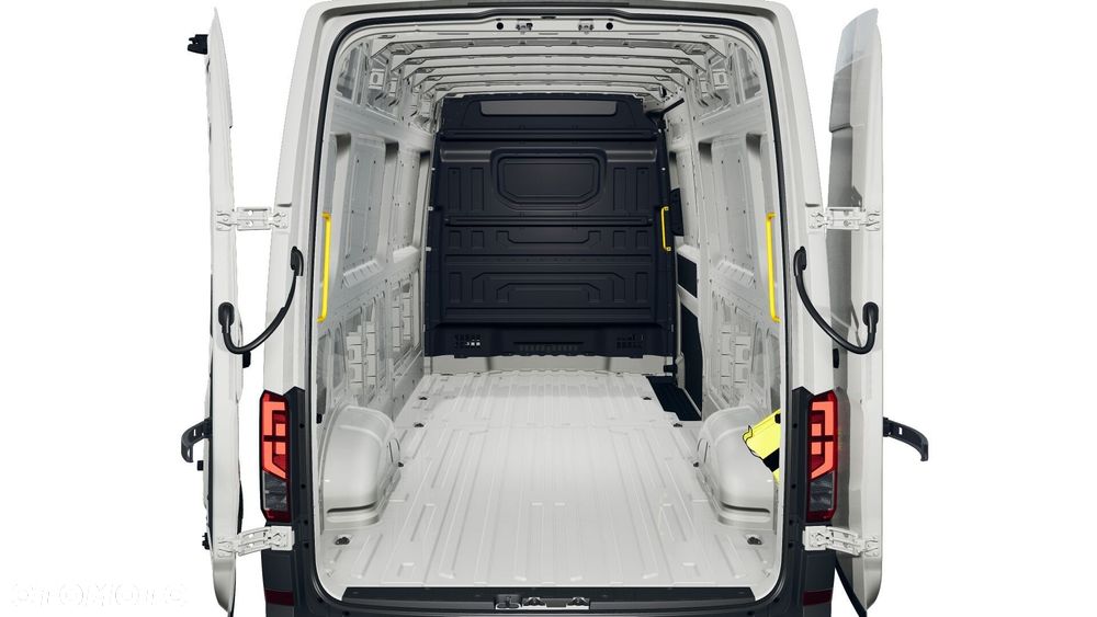 Volkswagen Crafter Furgon 4490mm - 5