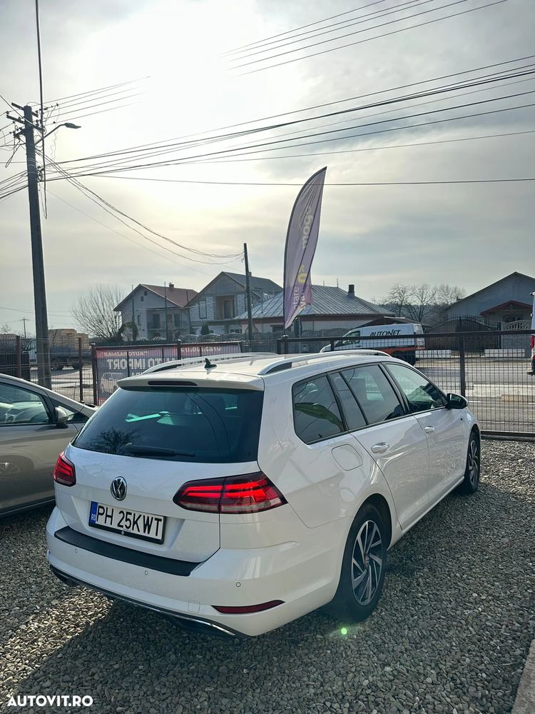 Volkswagen Golf 1.6 TDI SCR DSG Join - 9