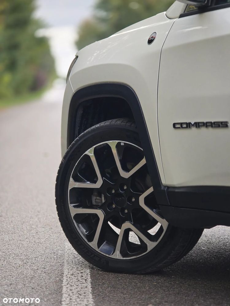 Jeep Compass 2.0 MJD Limited 4WD S&S - 33