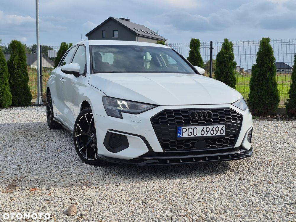 Audi A3 Sportback - 2