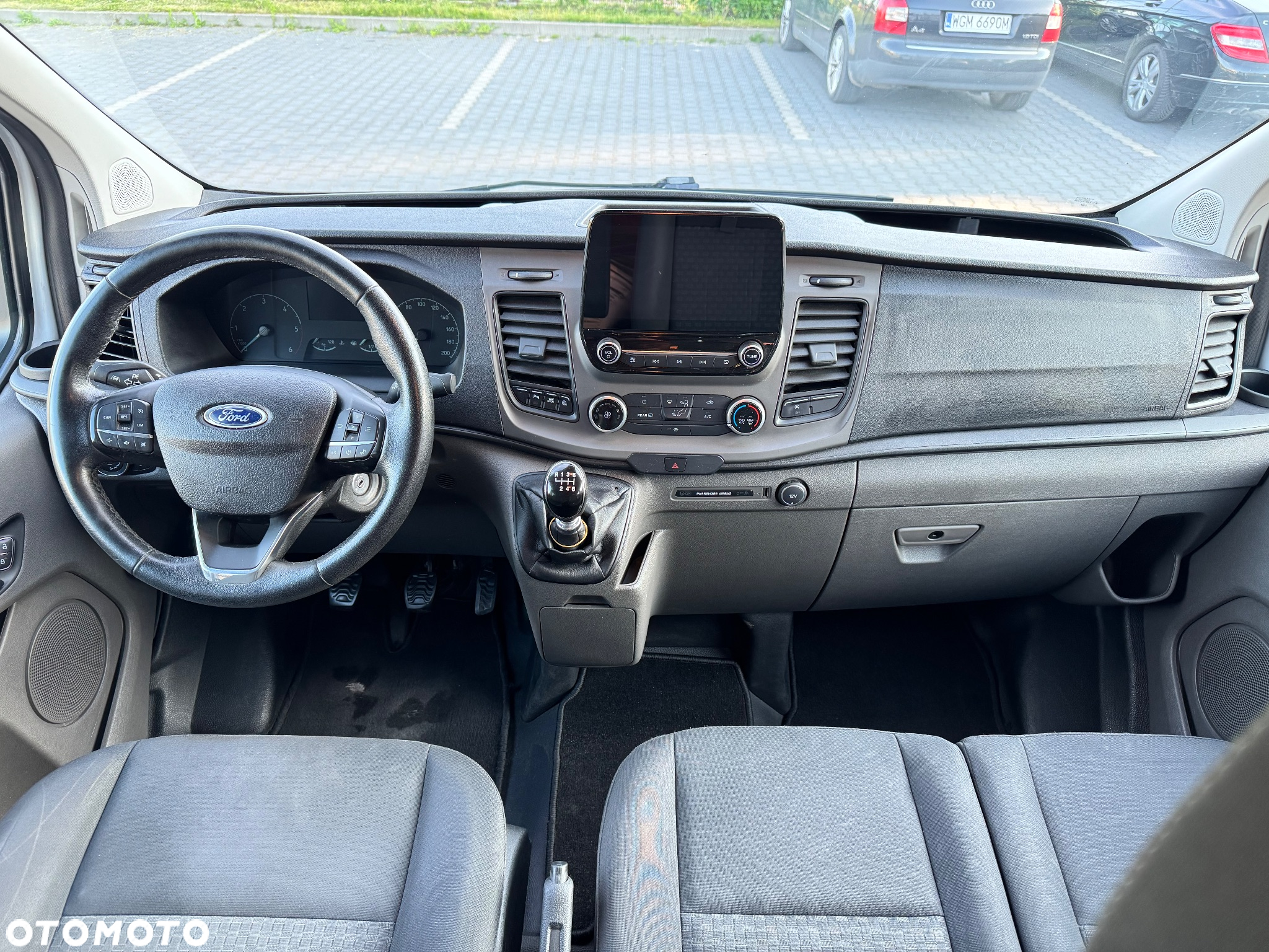 Ford Transit Custom - 13