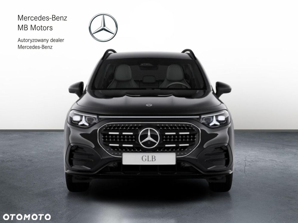Mercedes-Benz GLB - 5