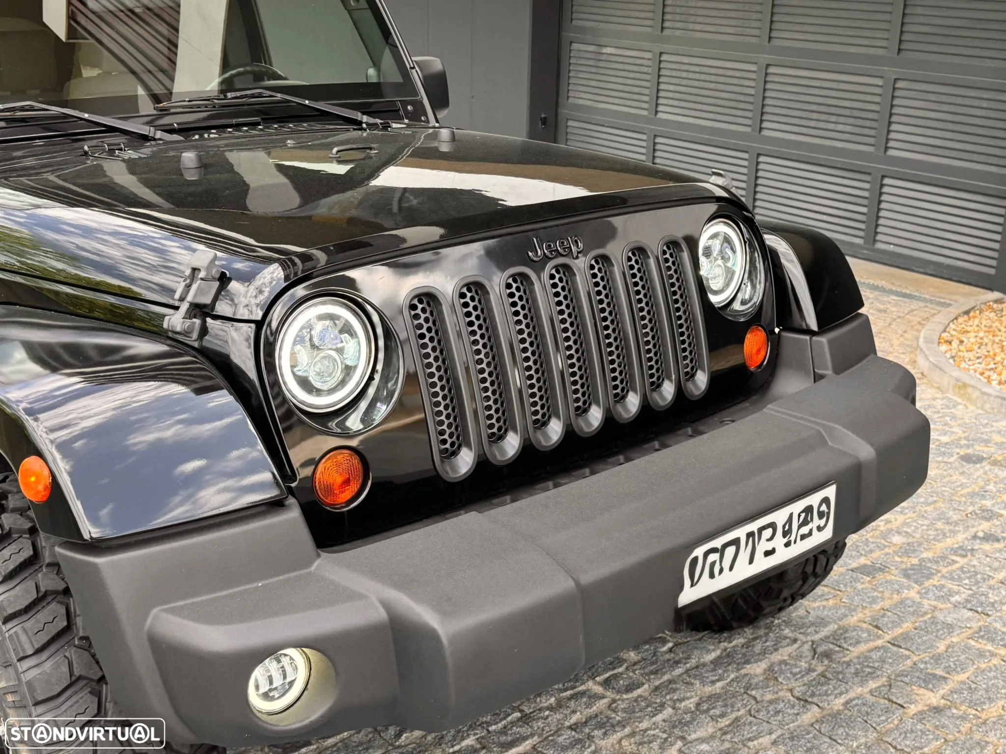 Jeep Wrangler Unlimited 2.8 CRD DPF Auto Sahara - 15