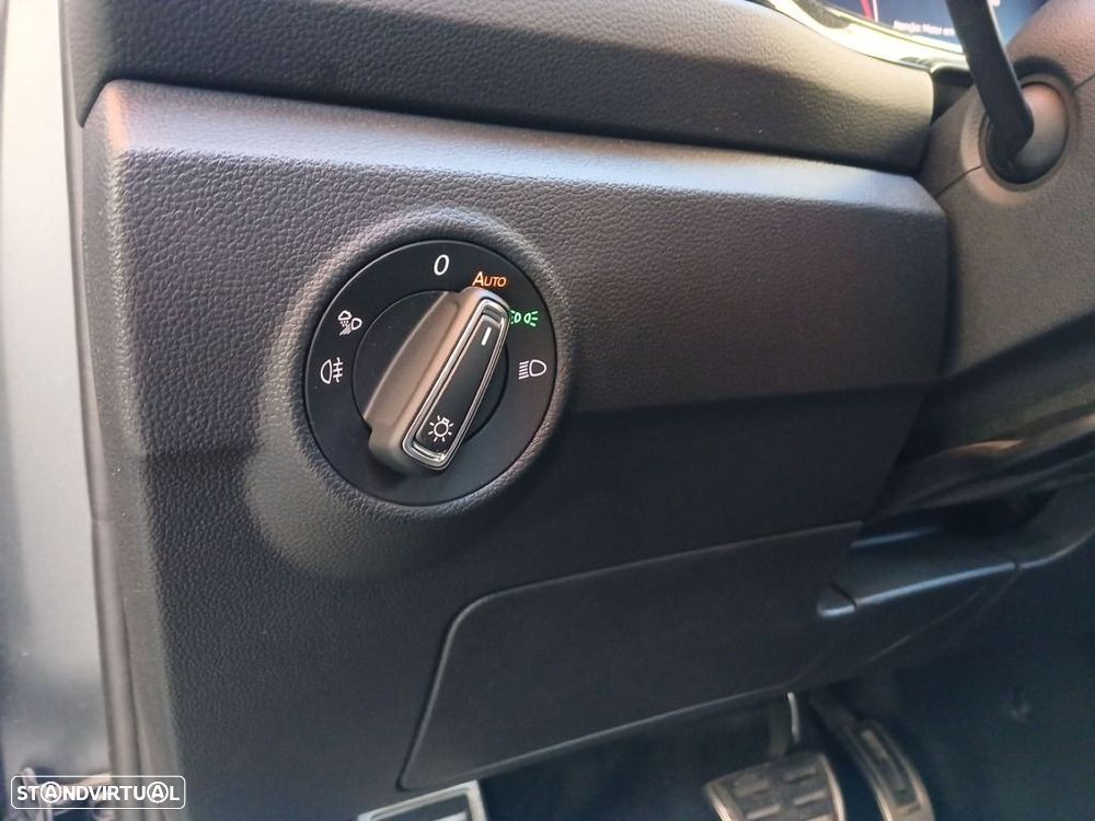 VW T-Roc 2.0 TDI R-Line DSG - 15