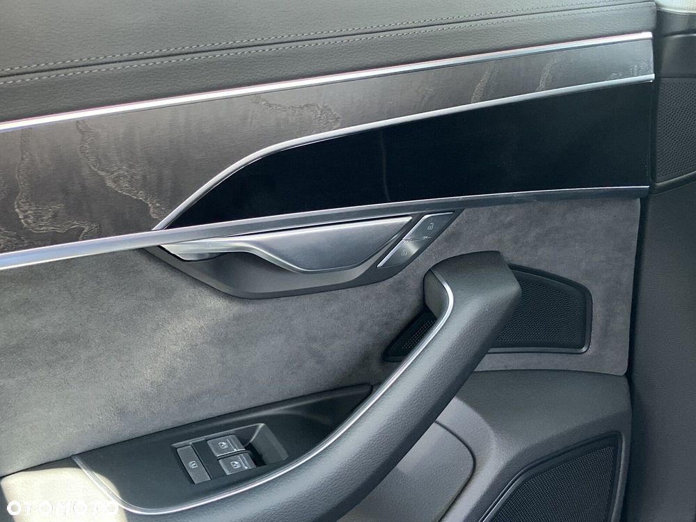 Audi A8 60 TFSI e Quattro Tiptronic - 37