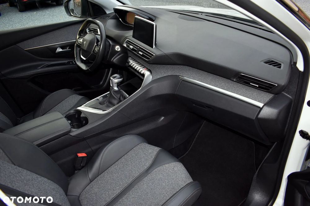 Peugeot 5008 BlueHDi 130 Allure Pack - 34