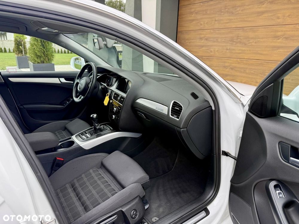 Audi A4 Avant 2.0 TFSI Flexible Fuel Quattro - 20