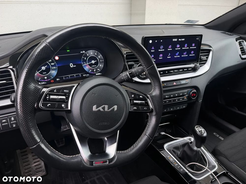 Kia ProCeed 1.5 T-GDI GT Line - 7