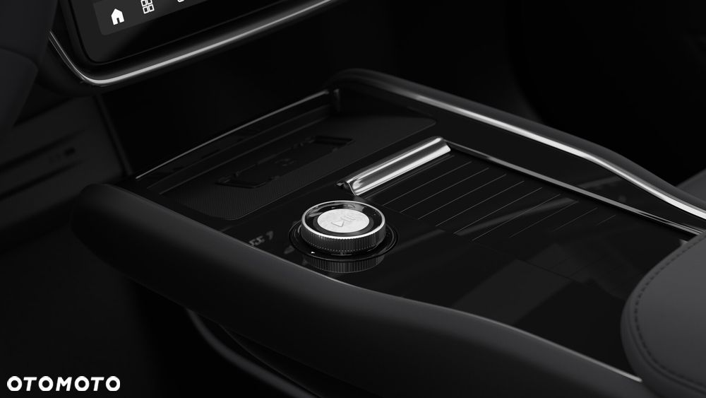 Volvo EX90 - 13