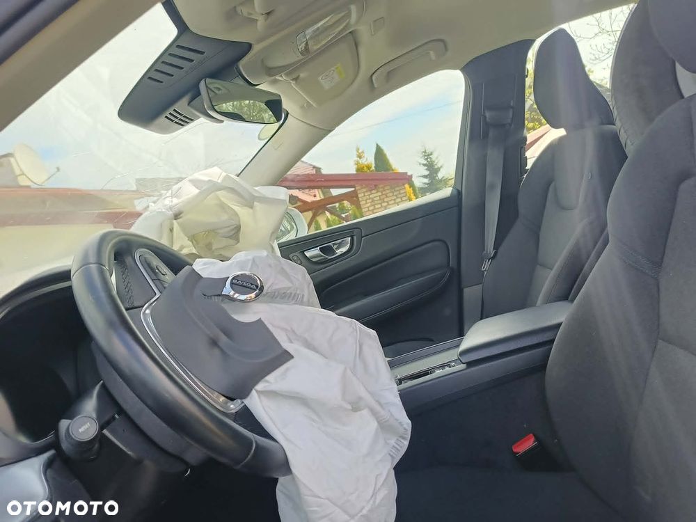 Volvo XC 60 B4 D Geartronic Momentum - 15