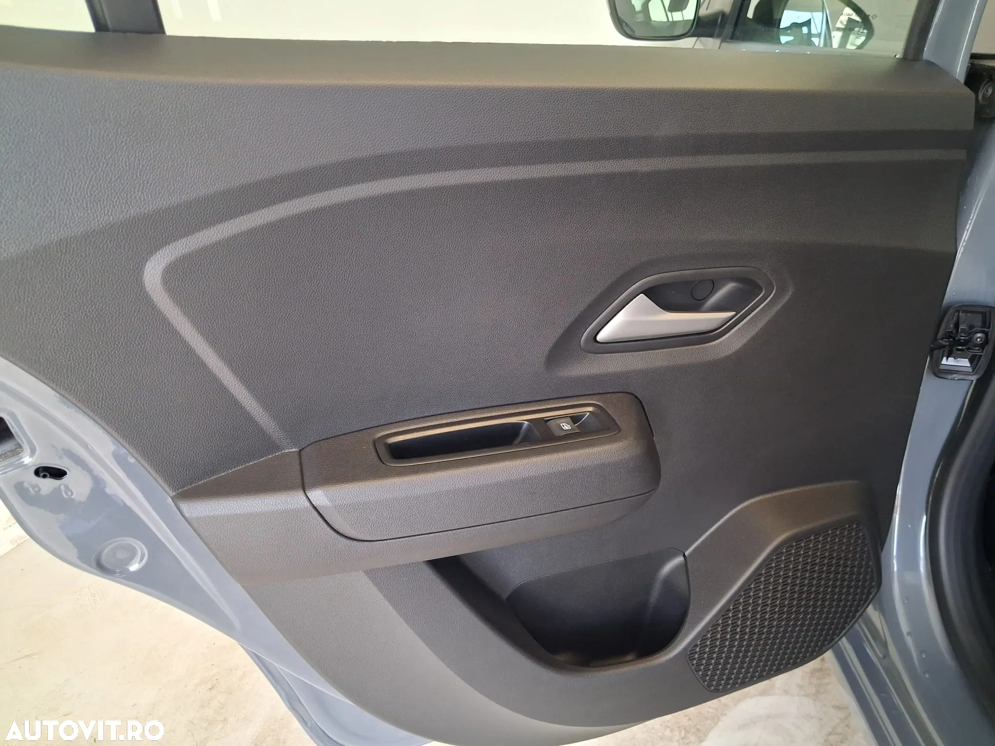 Dacia Logan TCe 90 MT6 Prestige - 11