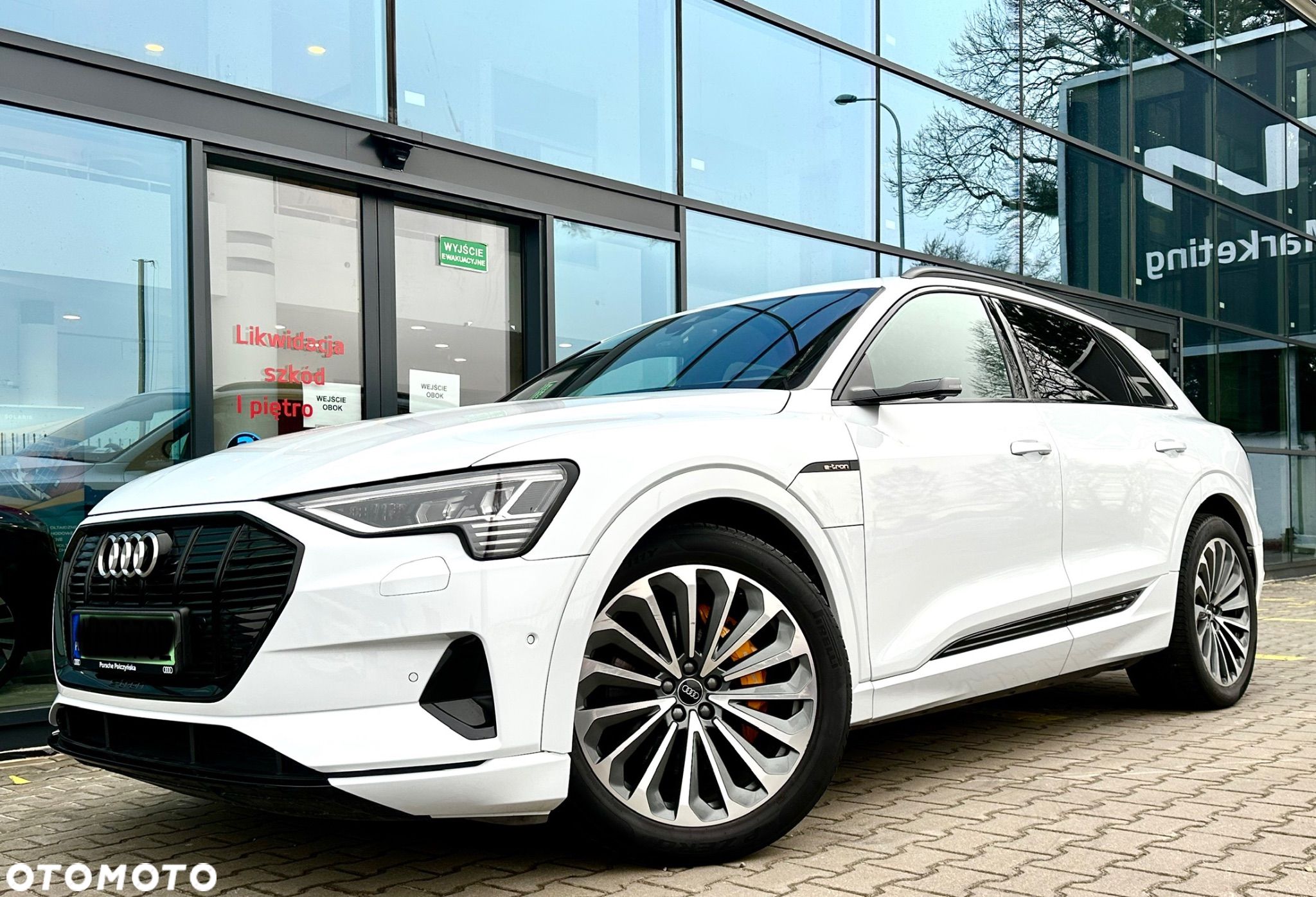 Audi e-tron 55 Quattro S Line - 1